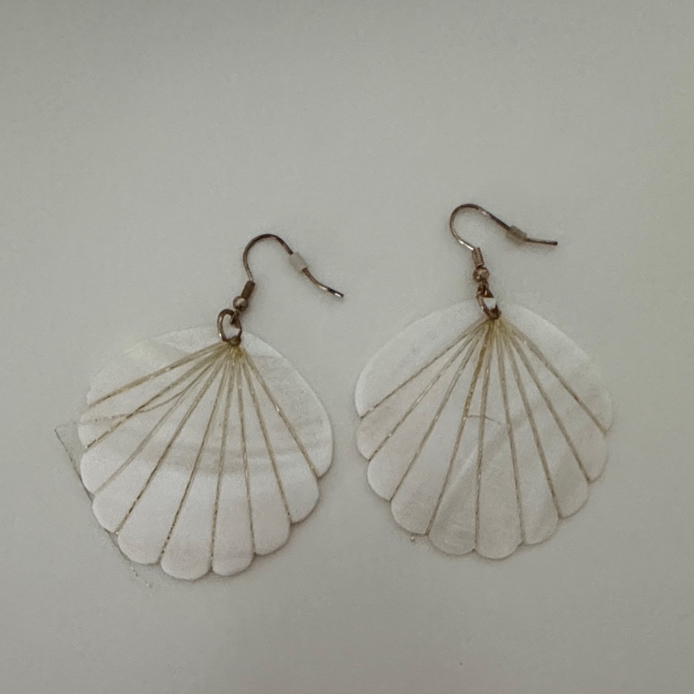 Elegant White Shell Earrings